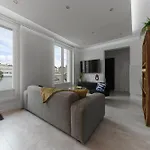 Terrasse Mounin - Lumineux Avec Grande Terrasse *