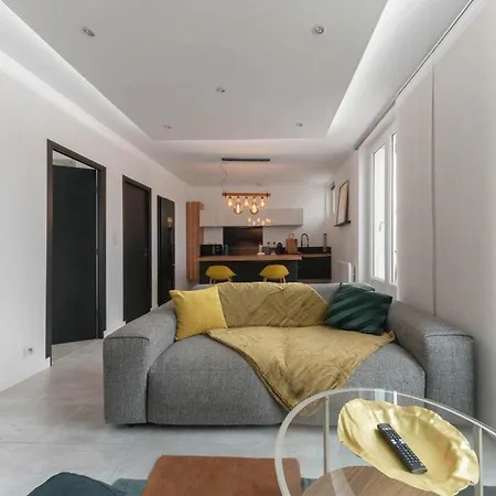 Terrasse Mounin - Lumineux Avec Grande Terrasse 아파트 *