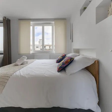 Terrasse Mounin - Lumineux Avec Grande Terrasse * Vichy