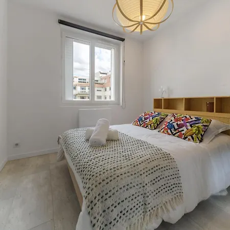 Apartment Terrasse Mounin - Lumineux Avec Grande Terrasse Vichy