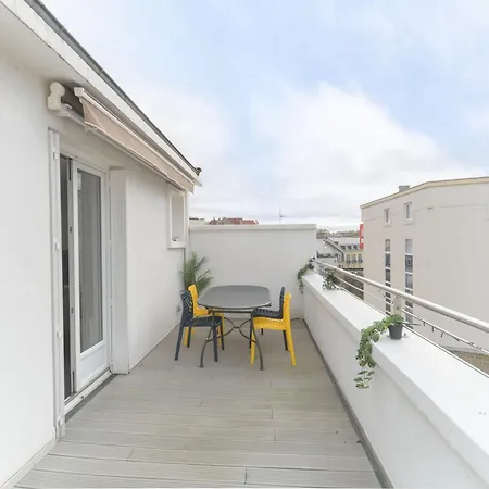 Terrasse Mounin - Lumineux Avec Grande Terrasse