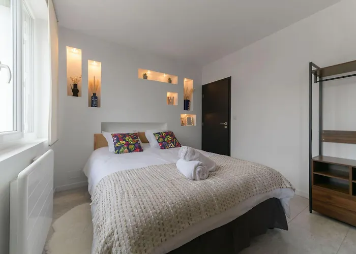 Terrasse Mounin - Lumineux Avec Grande Terrasse Appartement Vichy