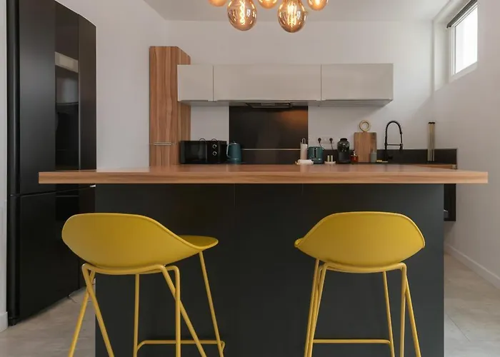 Terrasse Mounin - Lumineux Avec Grande Terrasse Appartement *