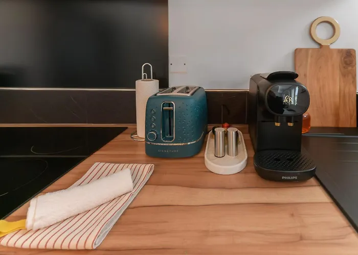 Appartement Terrasse Mounin - Lumineux Avec Grande Terrasse Vichy