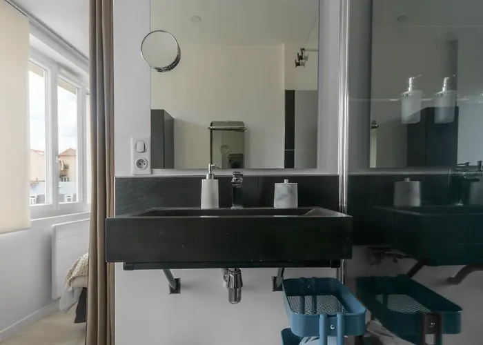 Terrasse Mounin - Lumineux Avec Grande Terrasse * Vichy